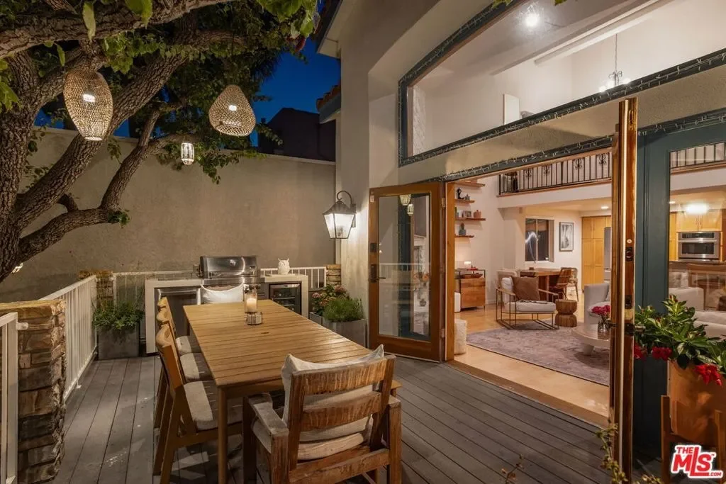 439 Carroll Canal, Los Angeles, California, United States. - Photo 13