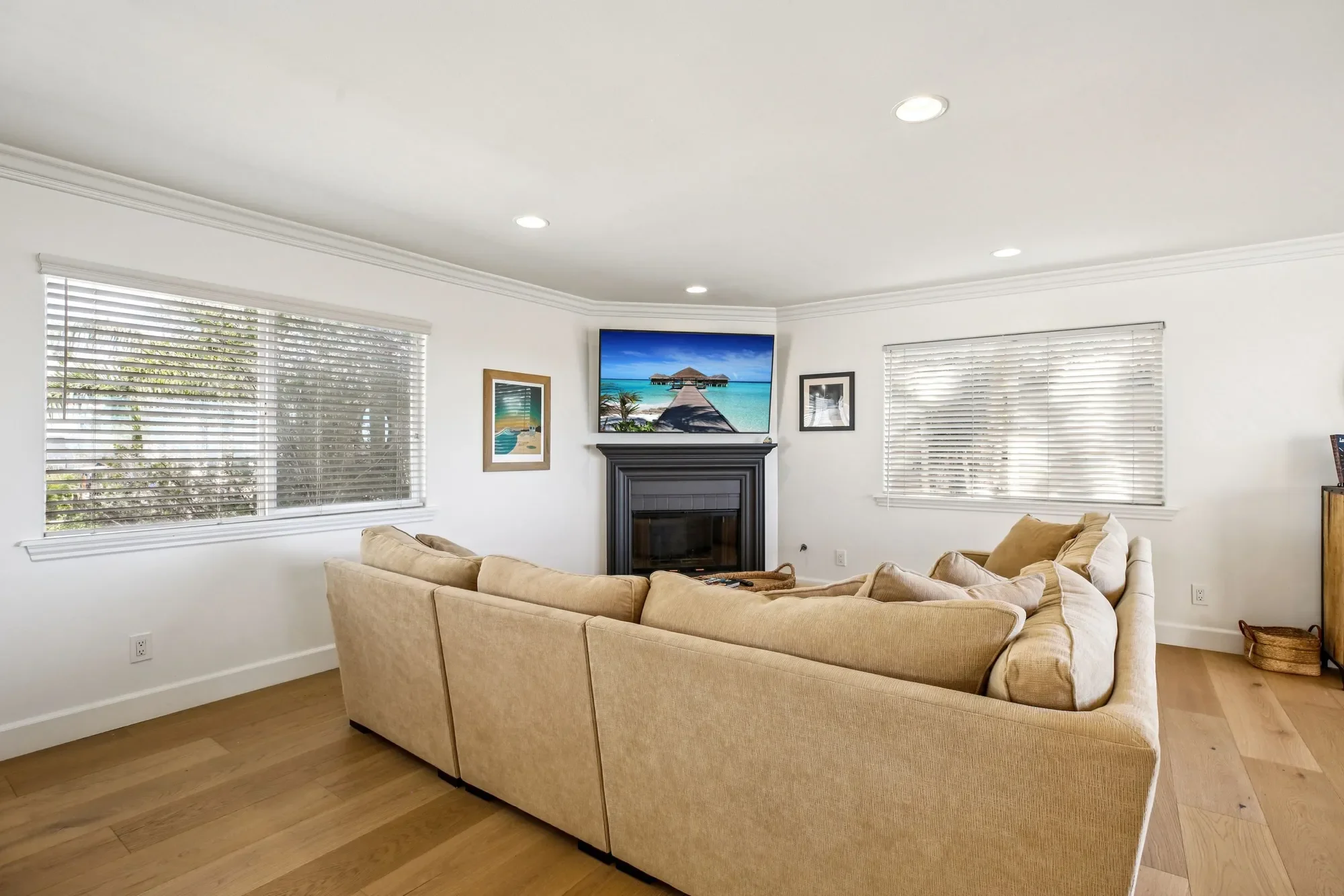 Gallery photo 12