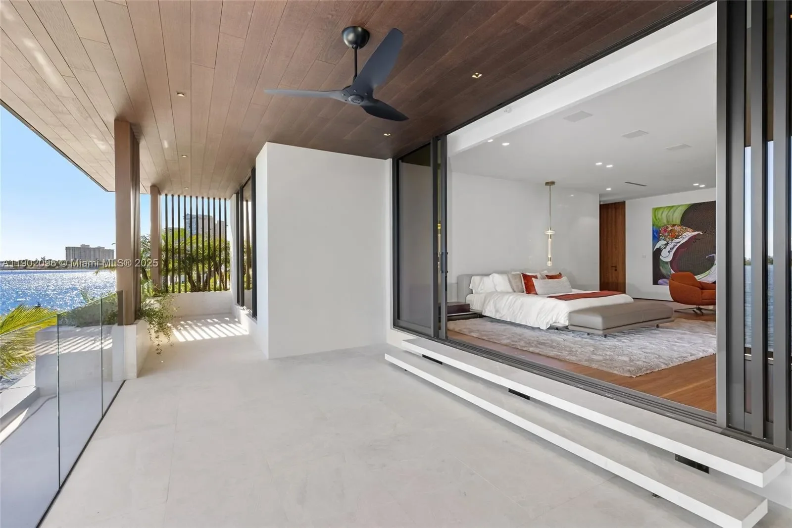11404 N Bayshore Dr, North Miami Beach, Florida, United States. - Photo 30
