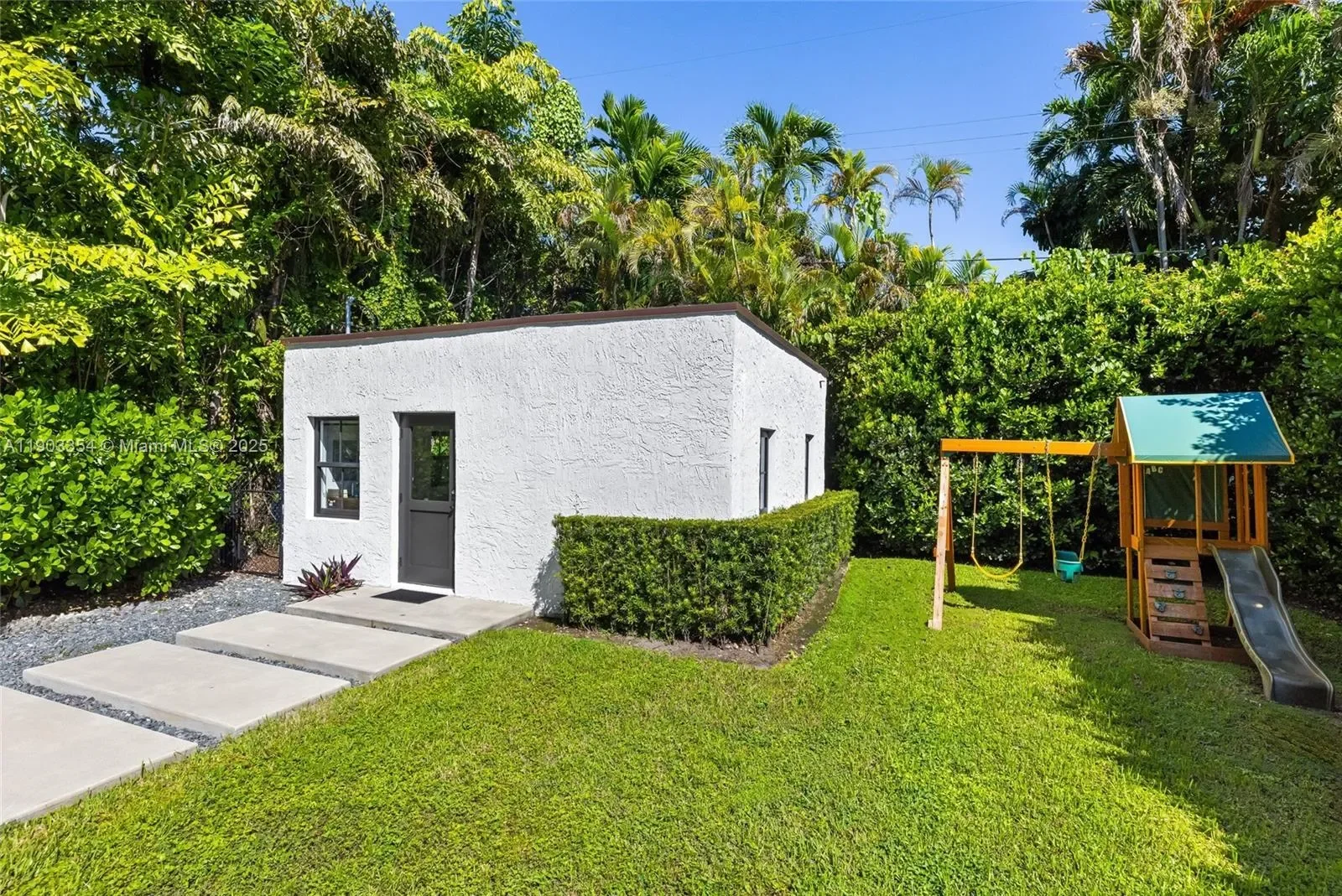 1341 Sorolla Ave, Coral Gables, Florida, United States. - Photo 39