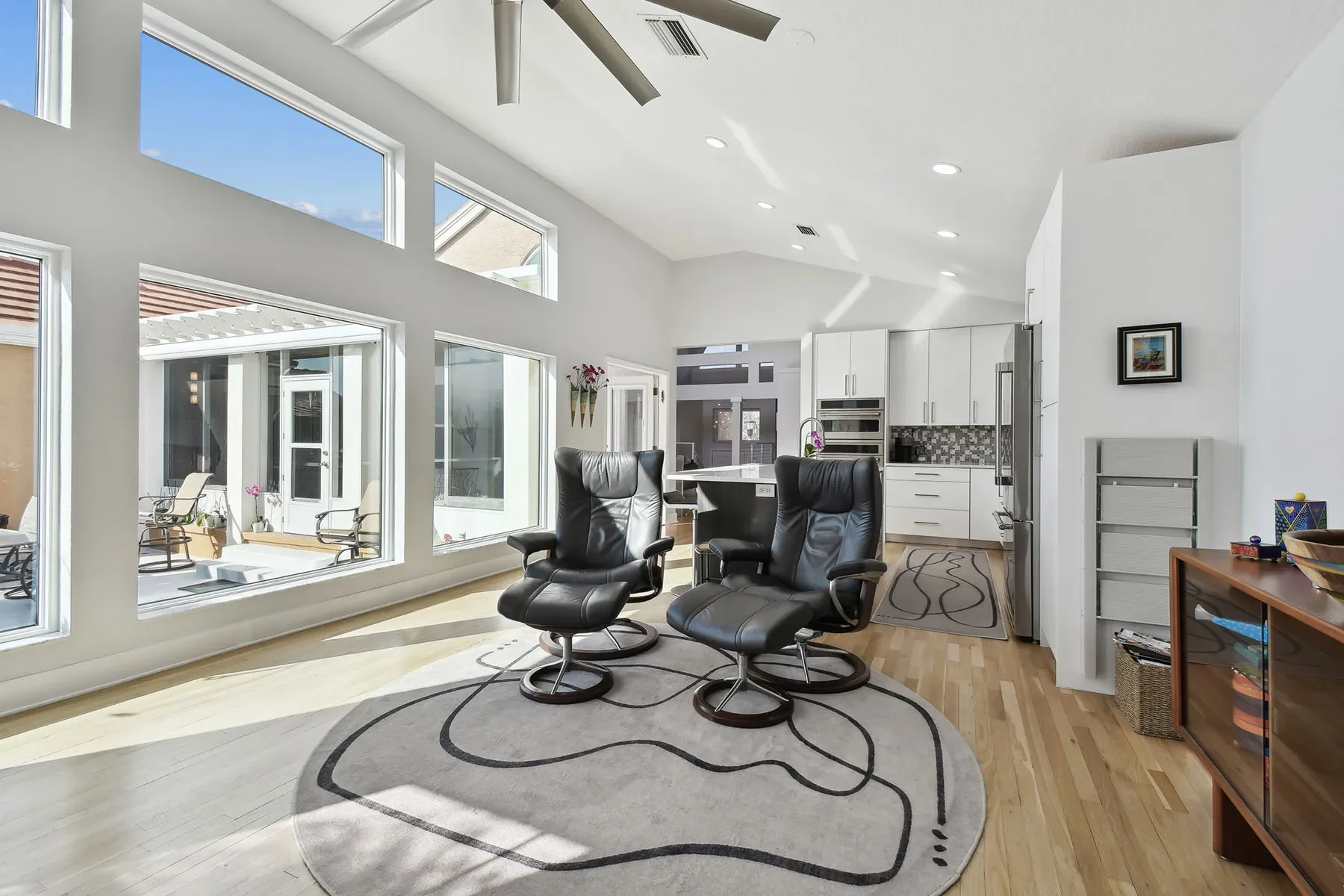 Gallery photo 10