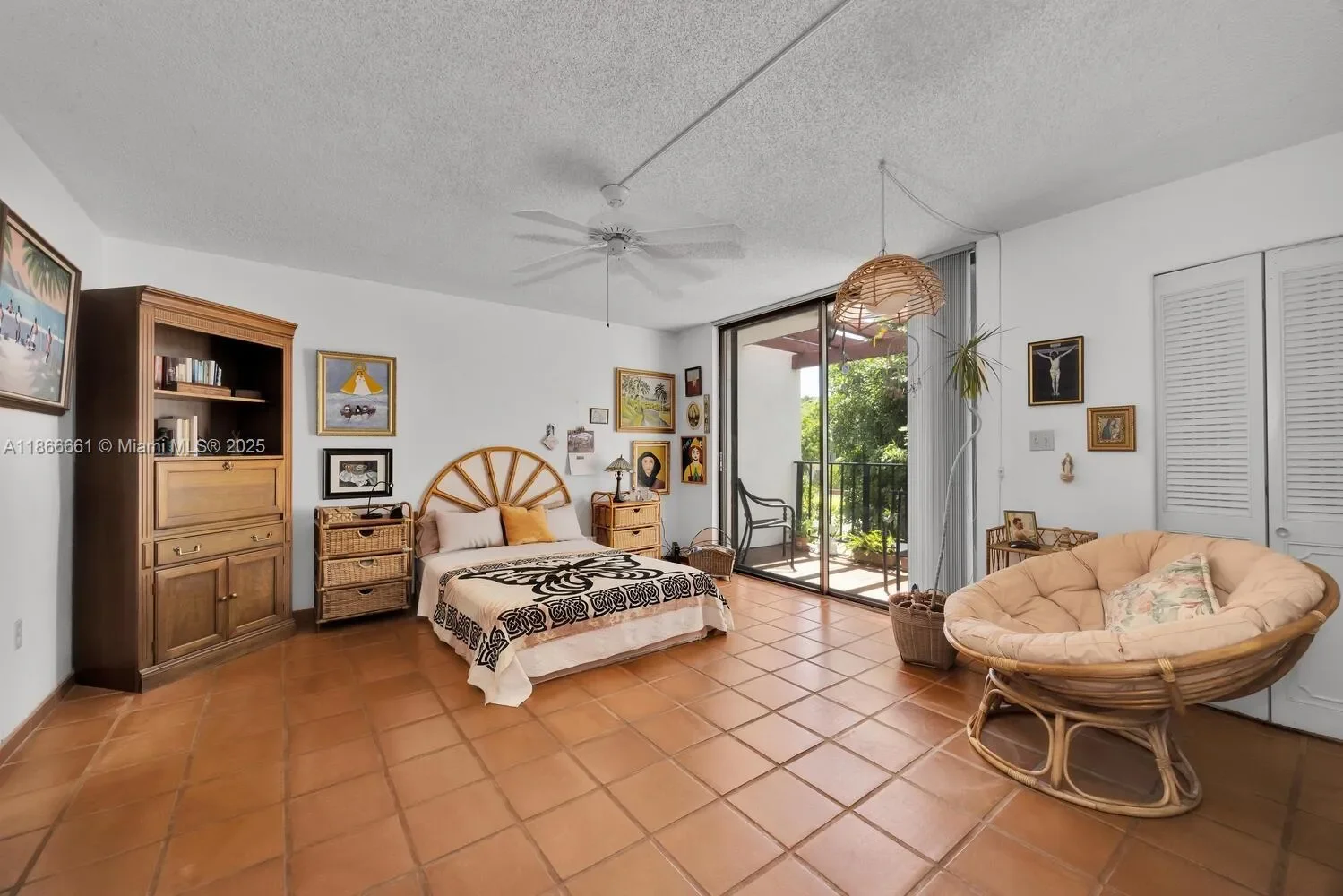 265 Grapetree Dr 110, Key Biscayne, Florida, United States. - Photo 12