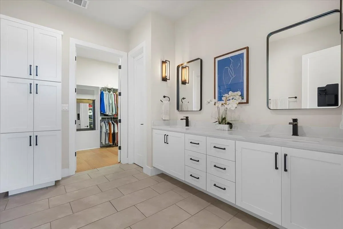 Gallery photo 4