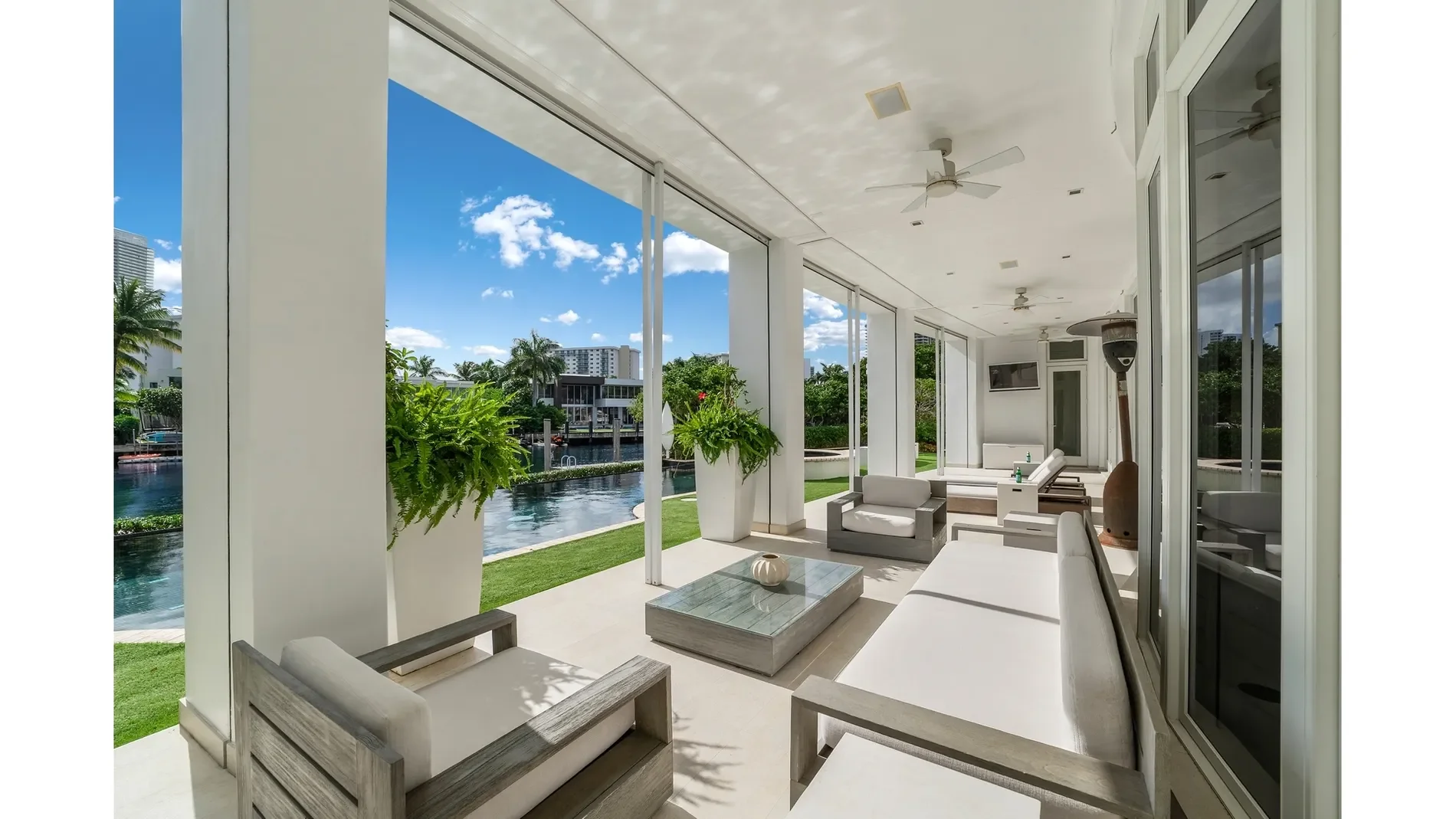 142 S Island, Golden Beach, Florida, United States. - Photo 3