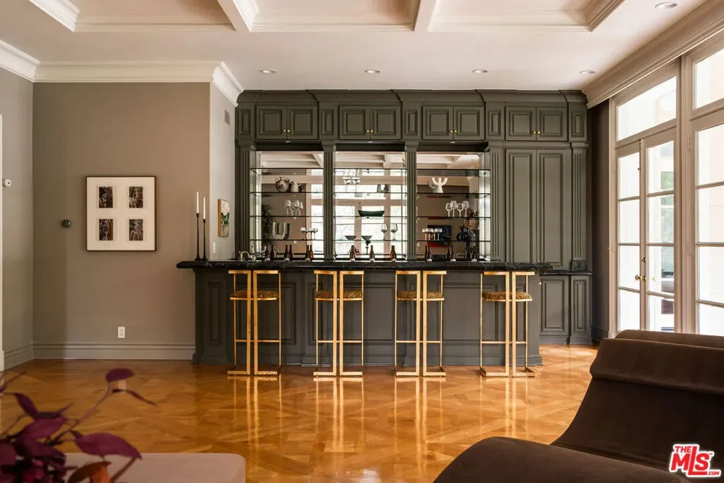 10509 Vestone Way, Los Angeles, California, United States. - Photo 8