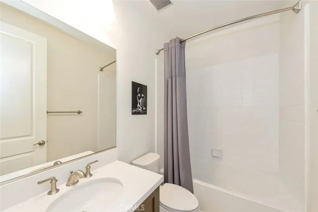 23 Manzanillo, Lake Forest, California, United States. - Photo 9