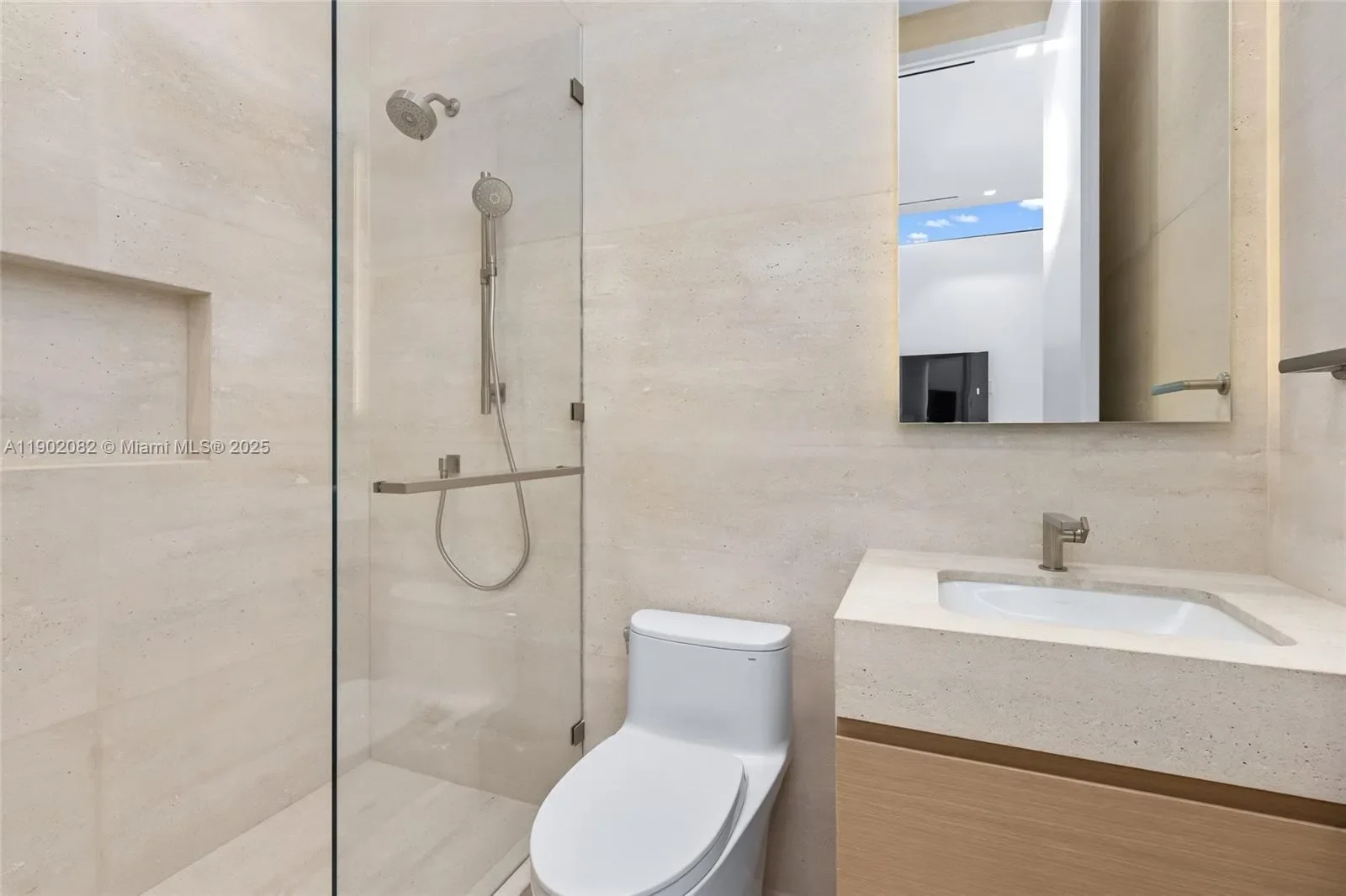 1800 W 27th St, Miami Beach, Florida, United States. - Photo 42
