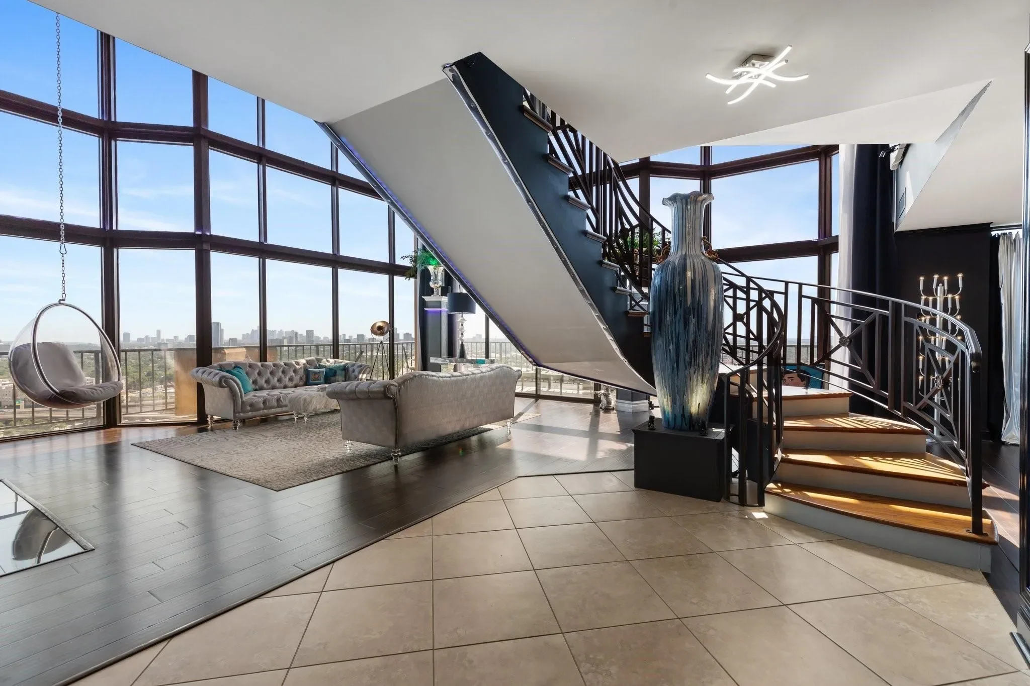 Gallery photo 6