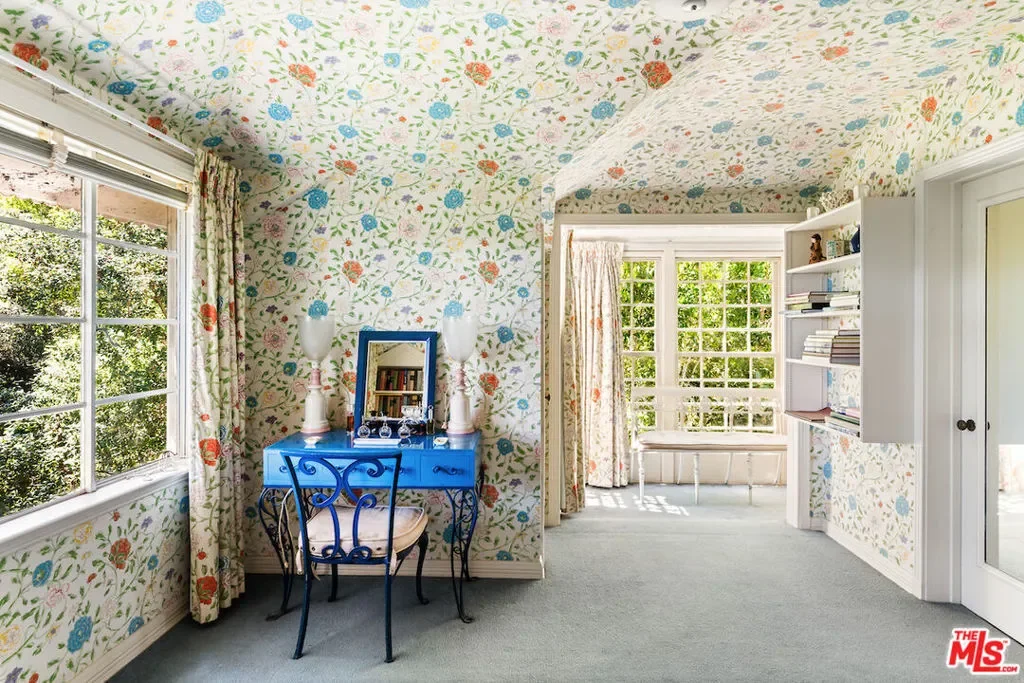10934 Bellagio Road, Los Angeles, California, United States. - Photo 42