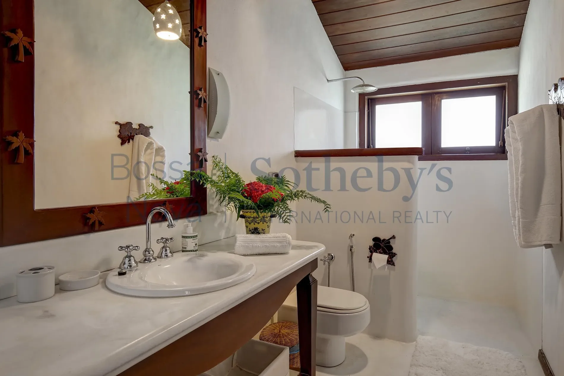 Gallery photo 4