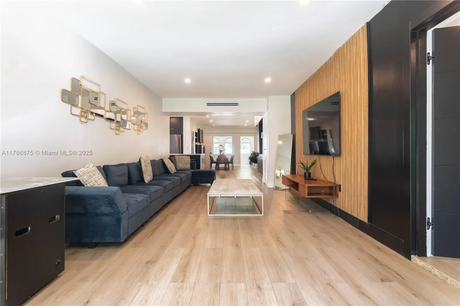 2360 SW 12th St, Miami, Florida, United States. - Photo 15