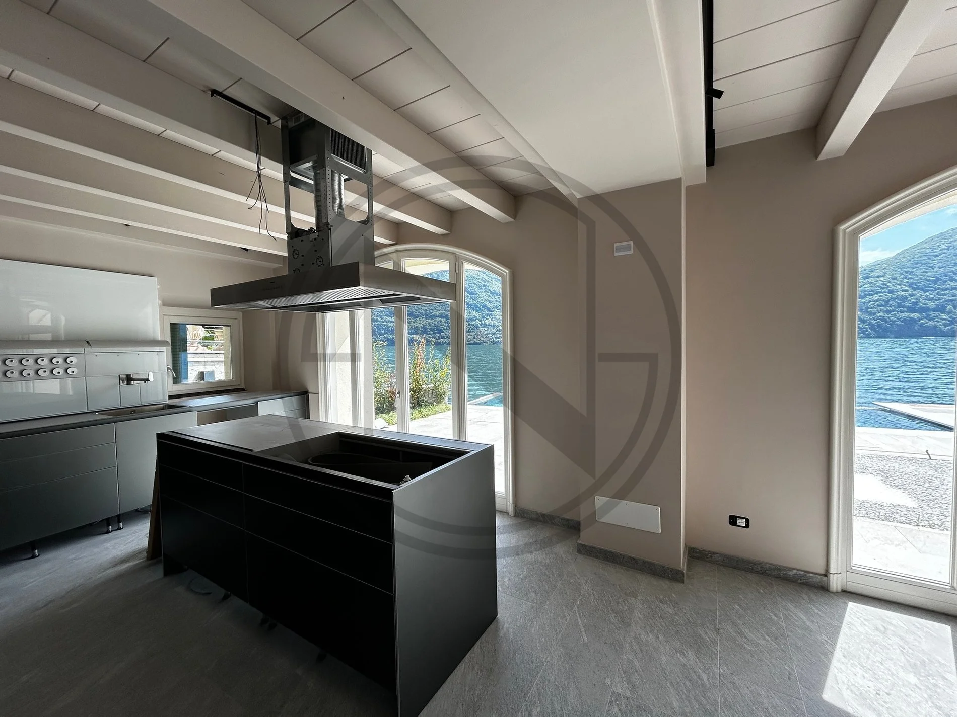 Gallery photo 2