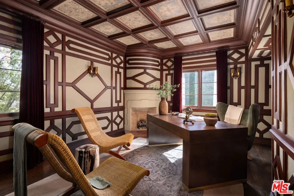 5470 Los Feliz Boulevard, Los Angeles, California, United States. - Photo 16