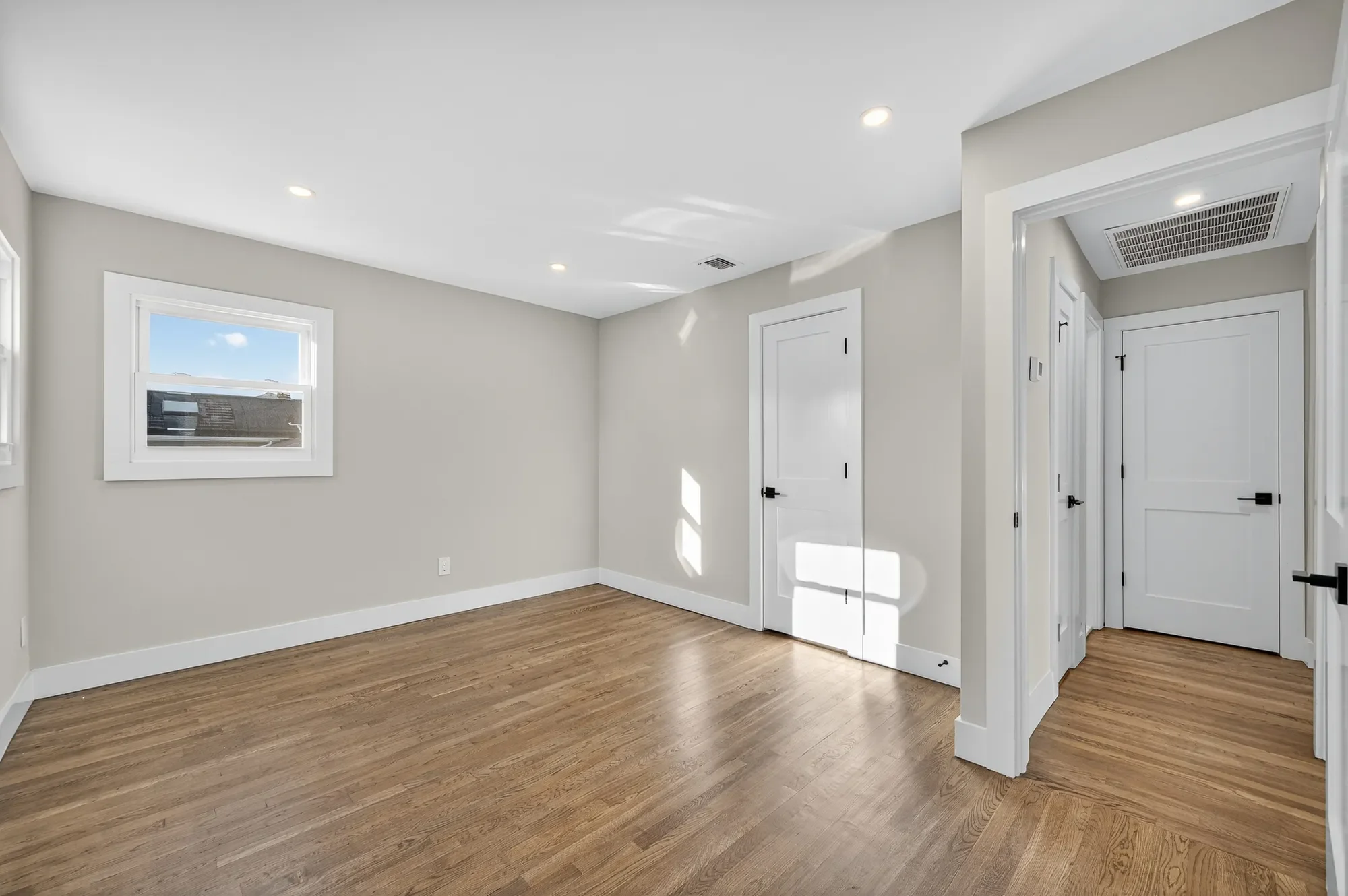 Gallery photo 2