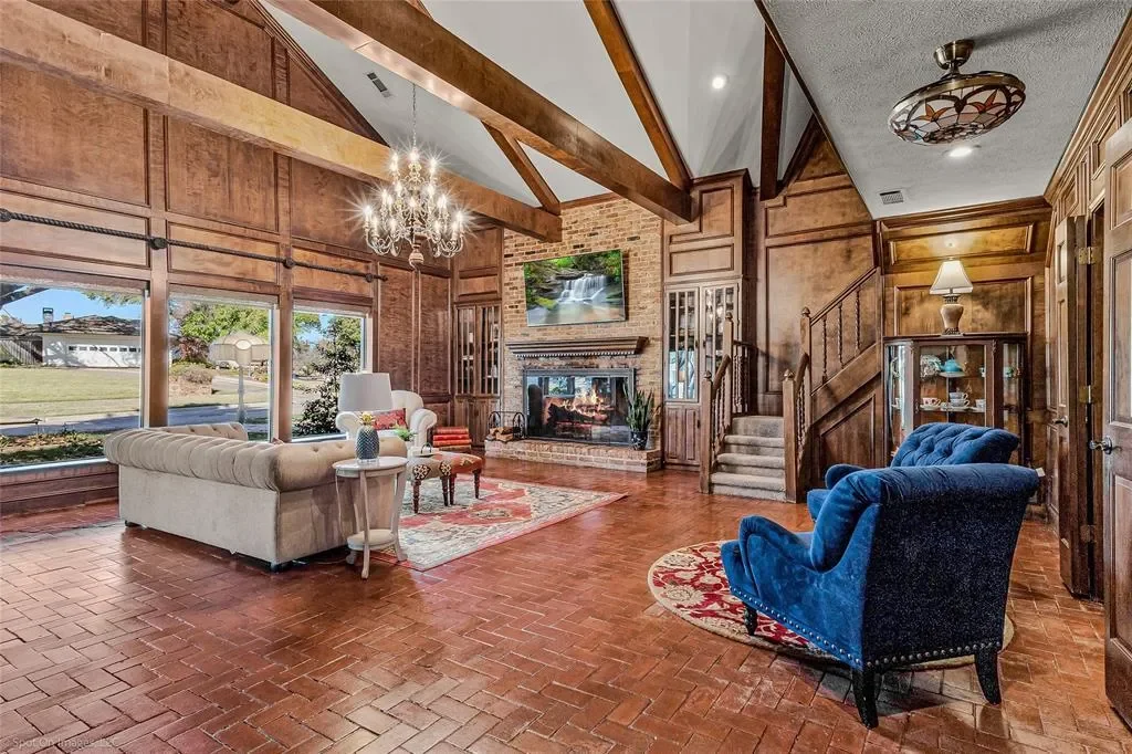 209 Westpark Drive S, McKinney, Texas, United States. - Photo 2