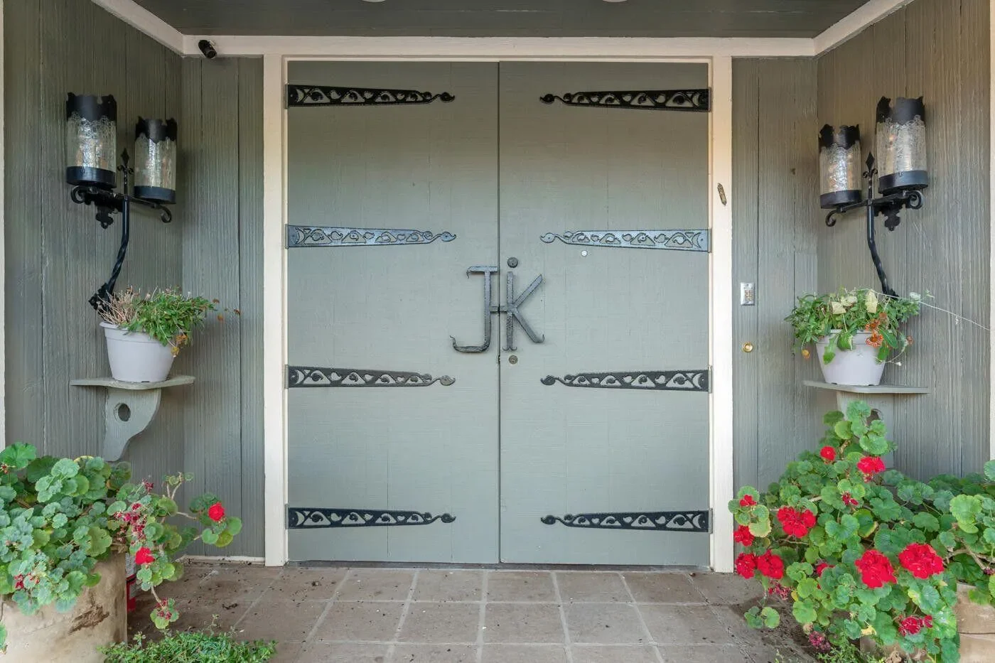 1750 Rambling Oaks Road, Santa Ynez, California, United States. - Photo 22