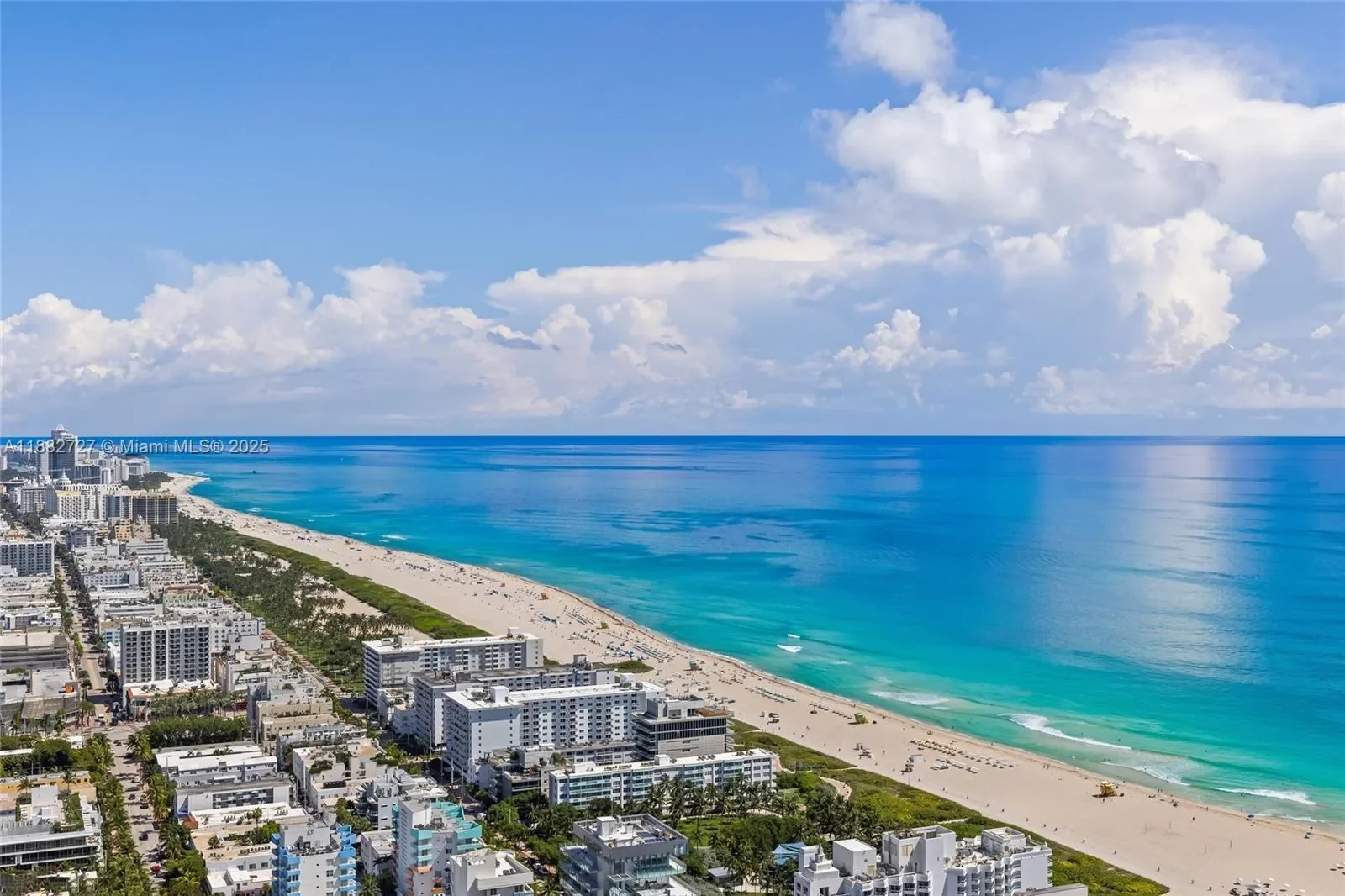 300 S Pointe Dr PH-5, Miami Beach, Florida, United States. - Photo 47