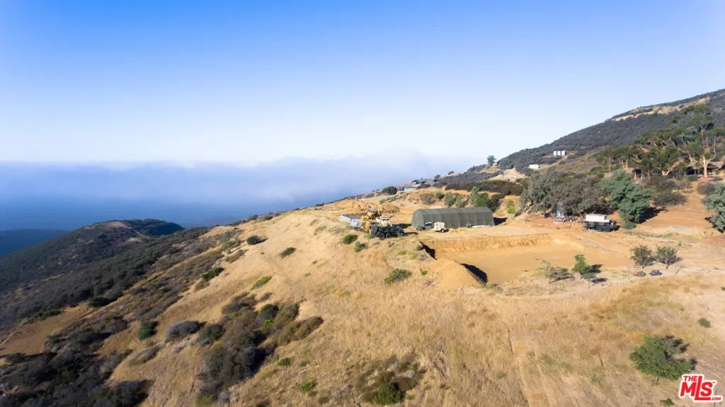 9950 COTHARIN Road, Malibu, California, United States. - Photo 31
