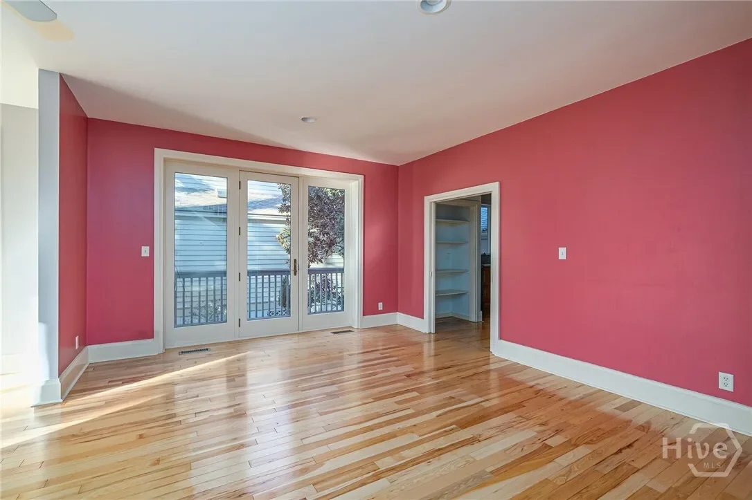Gallery photo 6