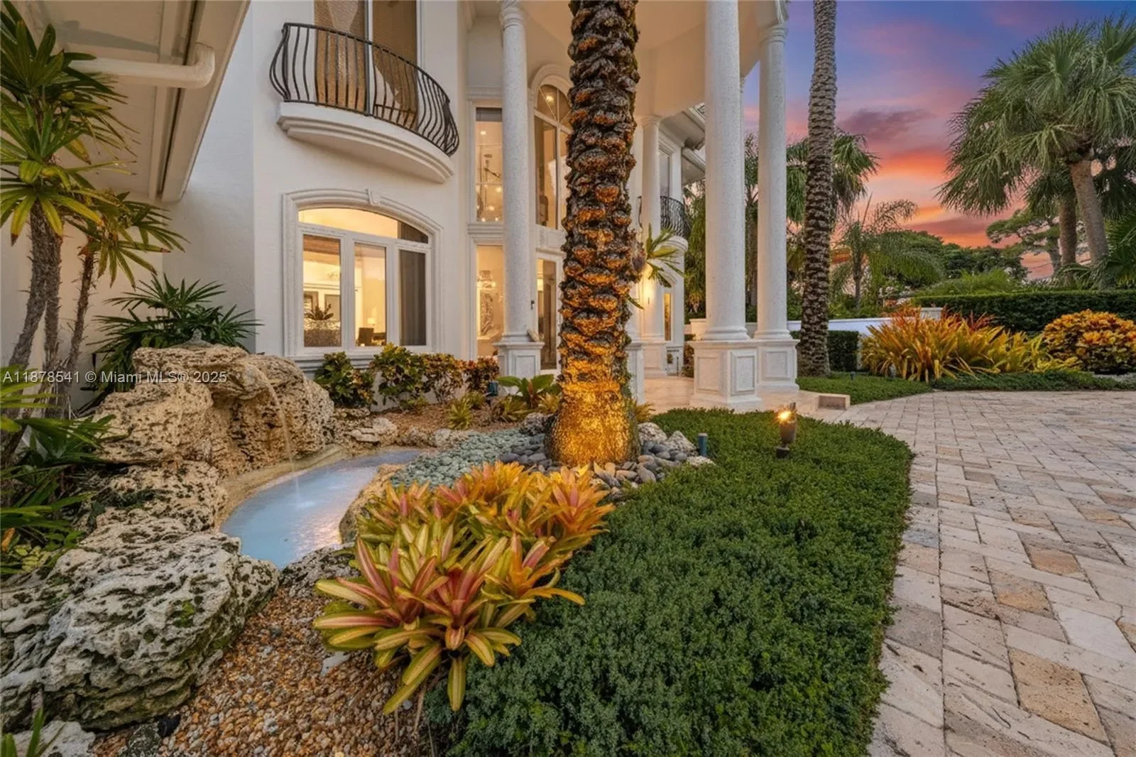 2770 NE 23rd St, Hillsboro Beach, Florida, United States. - Photo 4