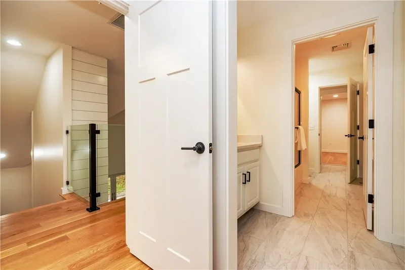 247 Glen Hill Drive, South Kingstown, Rhode Island, United States. - Photo 17