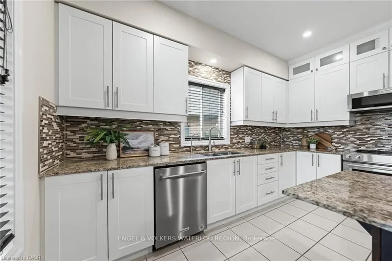 261 Watervale Crescent, Kitchener, Ontario, Canada. - Photo 27