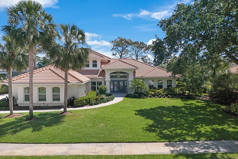25011 Goldcrest Drive, Bonita Springs, FL 34134, Bonita Springs, Florida, United States. - Photo 16