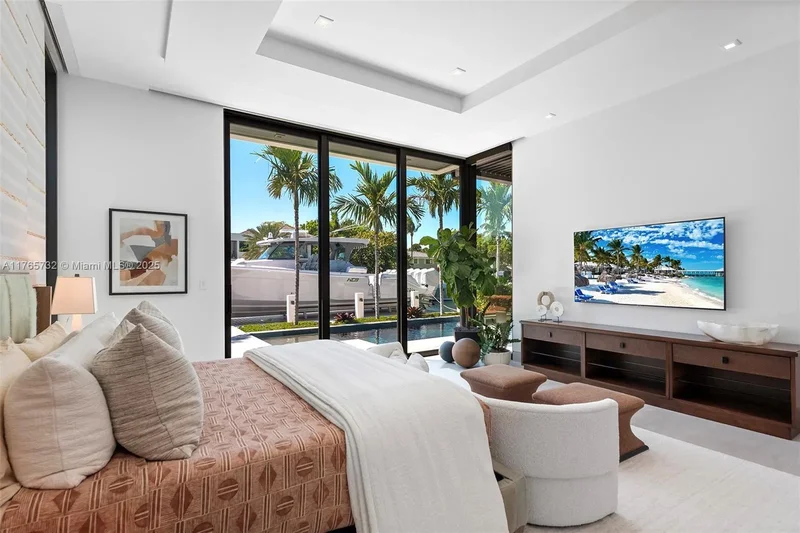 22 Isla Bahia Dr, Fort Lauderdale, Florida, United States. - Photo 34