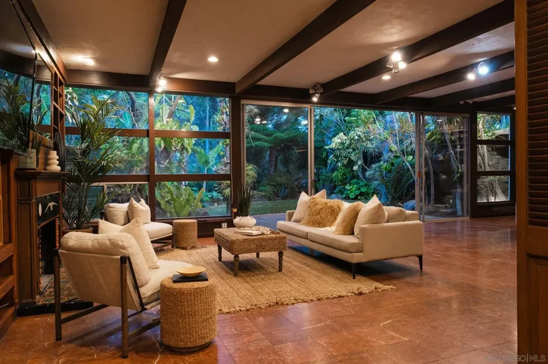 1010 Myrtle Way, San Diego, CA 92103, San Diego, California, United States. - Photo 11