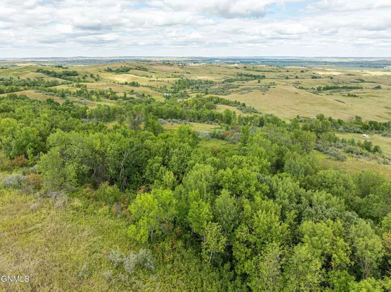 On 24th Avenue, Mandan, ND 58554, Mandan, North Dakota, United States. - Photo 35