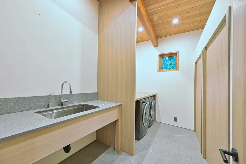 3200 Clam Bay Road, Pender Island, BC V0M2M1, Pender Island, British Columbia, Canada. - Photo 28