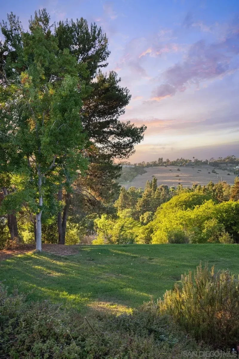 5618 Loma Verde Dr, Rancho Santa Fe, California, United States. - Photo 17
