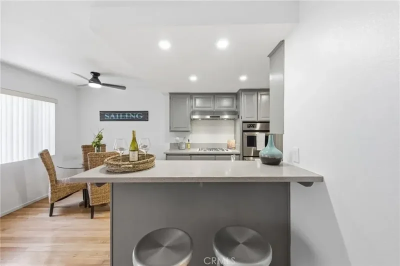 4320 Glencoe Avenue 2, Marina del Rey, California, United States. - Photo 16