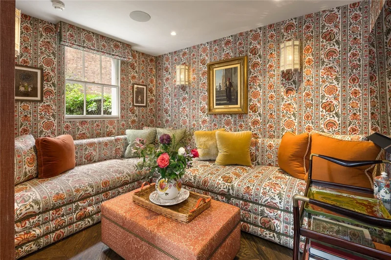 Walton Place, London, London, England, United Kingdom. - Photo 12