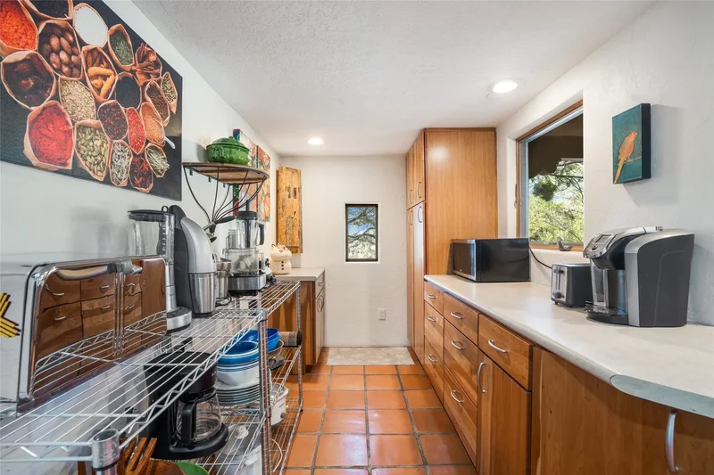 1121 N Plata Circle , Santa Fe, NM 87501, Santa Fe, New Mexico, United States. - Photo 13