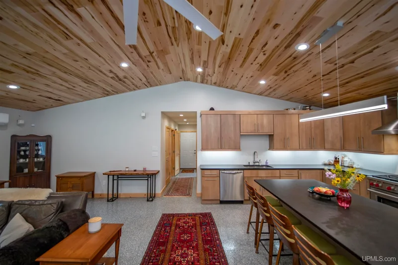 8450 N Van Buskirk, Ironwood, MI 49938, Ironwood, Michigan, United States. - Photo 18