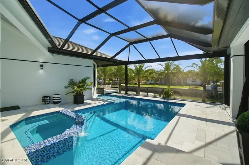 1506 Jewel Box Avenue, Naples, Florida, United States. - Photo 32