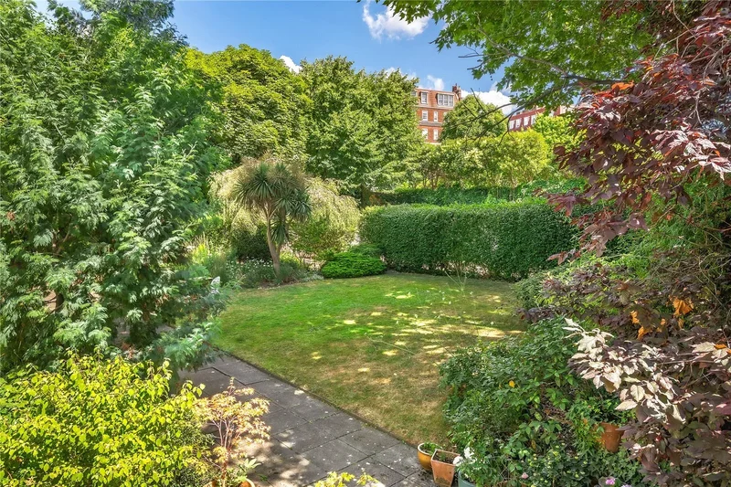 Phillimore Gardens London, London, UNITED KINGDOM OF GREAT BRITAIN AND NORTHERN IRELAND, London, England, United Kingdom. - Photo 3