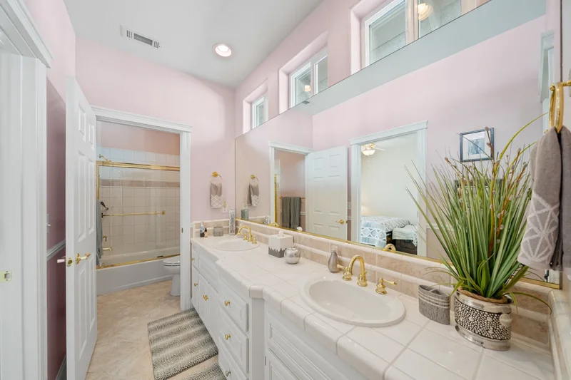 1495 Spanish Bay Drive , Redding, CA 96003, Redding, California, United States. - Photo 19