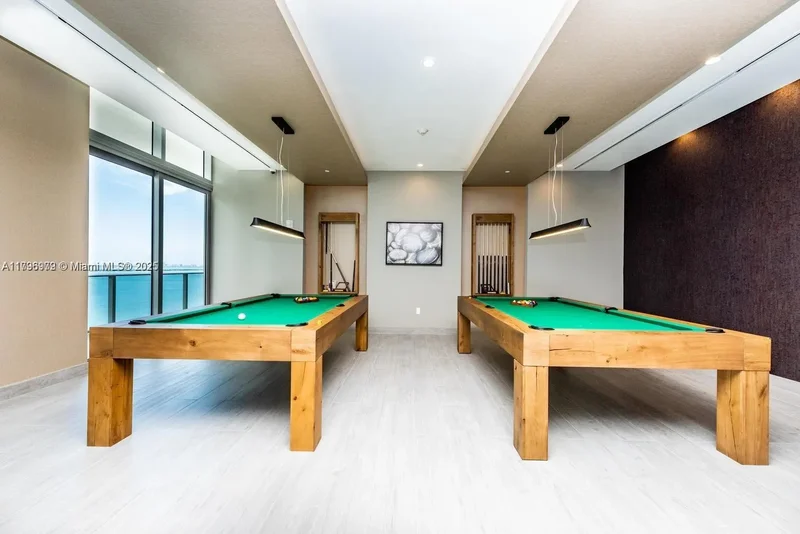 488 NE 18th St 208, Miami, Florida, United States. - Photo 23