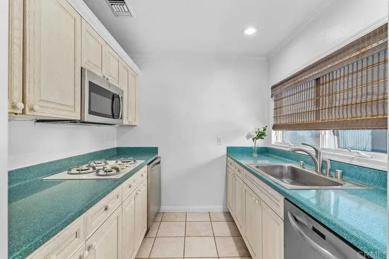 3366 Bayside Walk, San Diego, CA, 92109, USA, San Diego, California, United States. - Photo 10