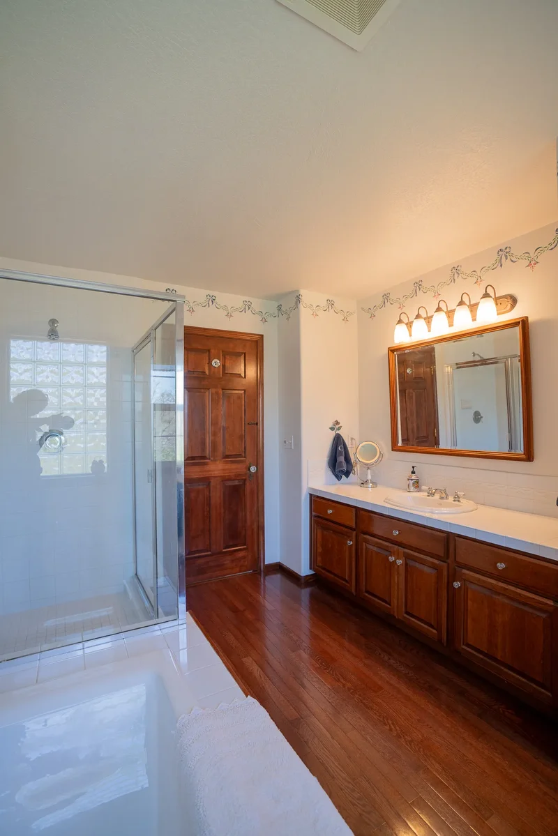 7555 E Antelope Rd, Eagle Point, Oregon, United States. - Photo 7