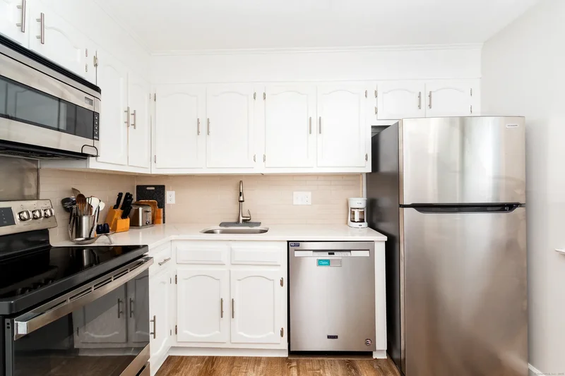 199 Gregory Boulevard #Apt H2, Norwalk, Connecticut, United States. - Photo 9