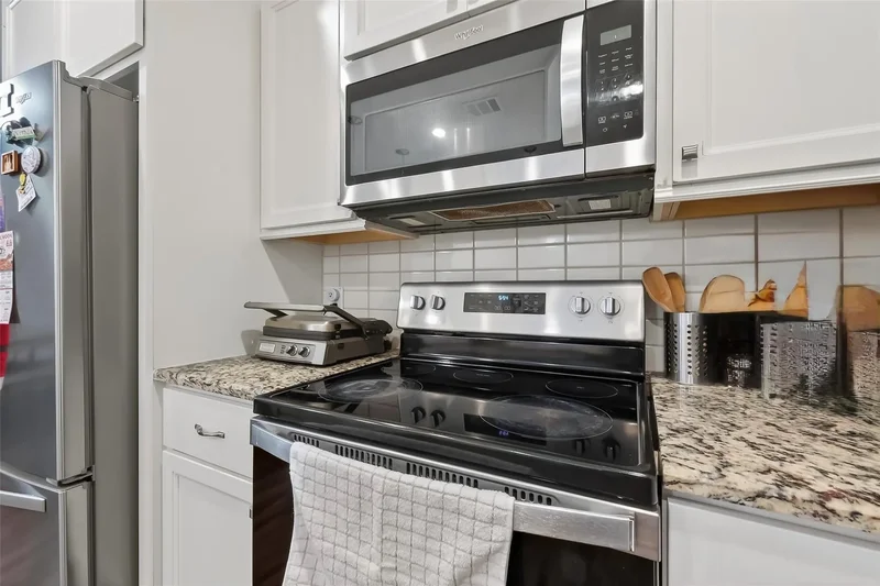 6702 S Mallard Drive, Fulshear, Texas, United States. - Photo 10