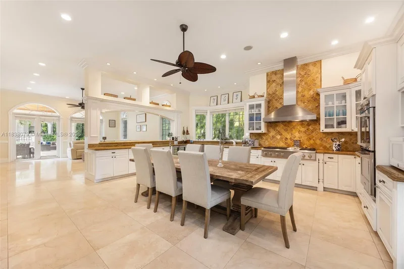 7245 SW 104th St, Coral Gables, Florida, United States. - Photo 10