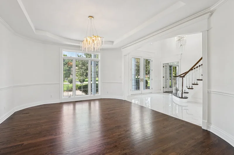 6605 Oakwood Manor Drive, Crystal Lake, Illinois, United States. - Photo 98