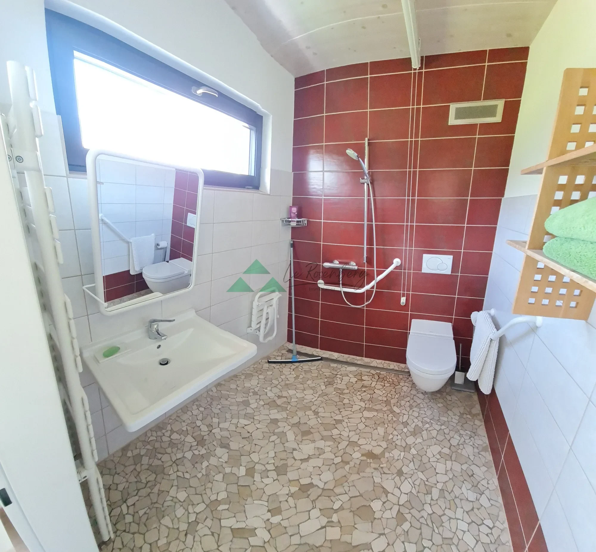 Gallery photo 9