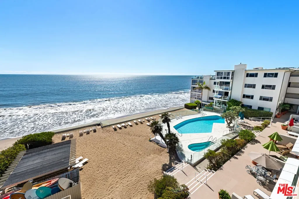22548 Pacific Coast Highway 401, Malibu, California, United States. - Photo 14
