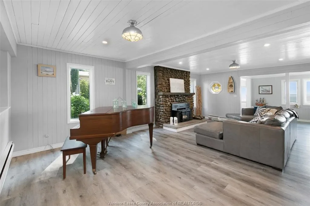 Gallery photo 3