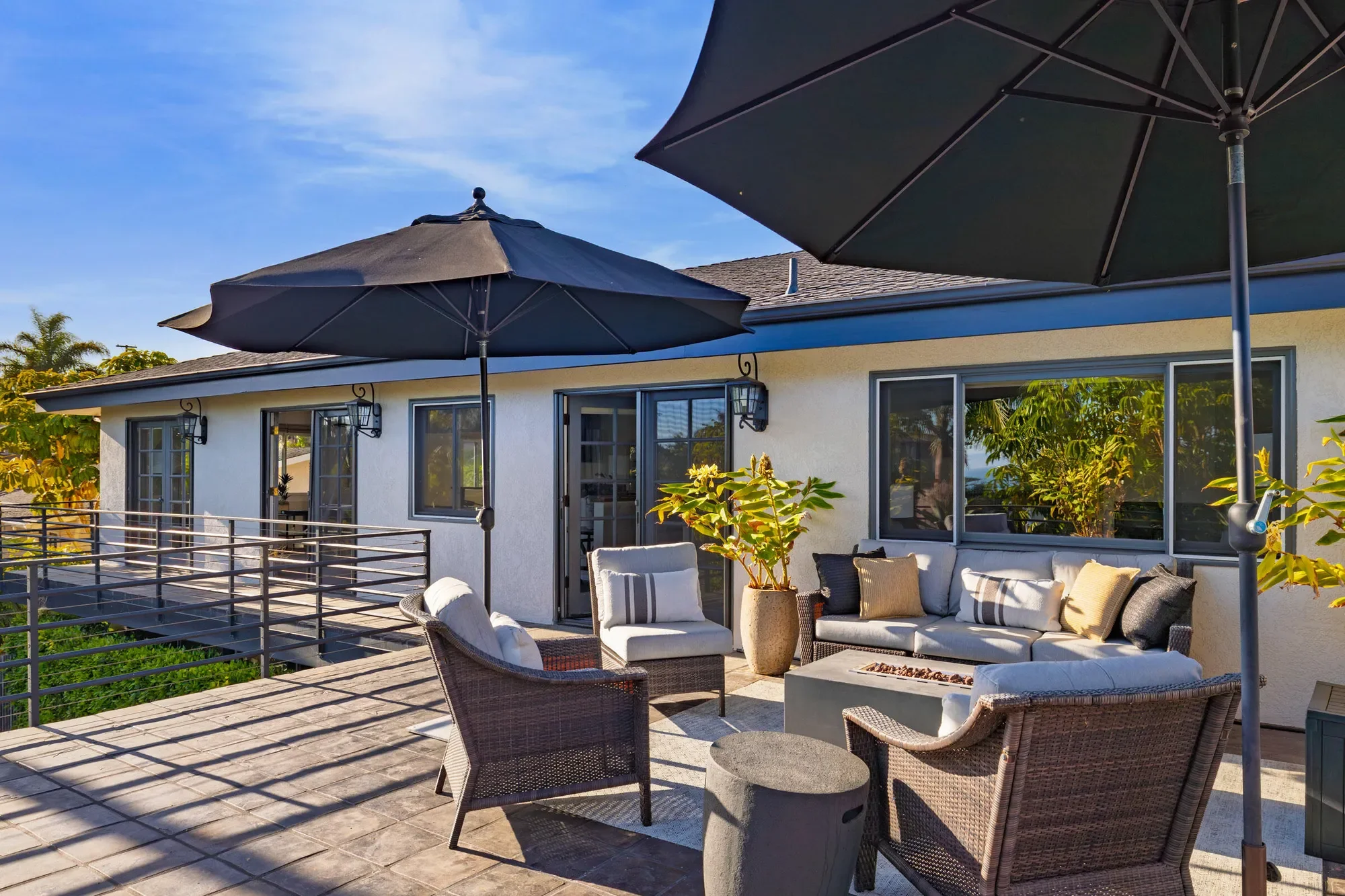 1624 Shoreline Drive, Santa Barbara, California, United States. - Photo 3